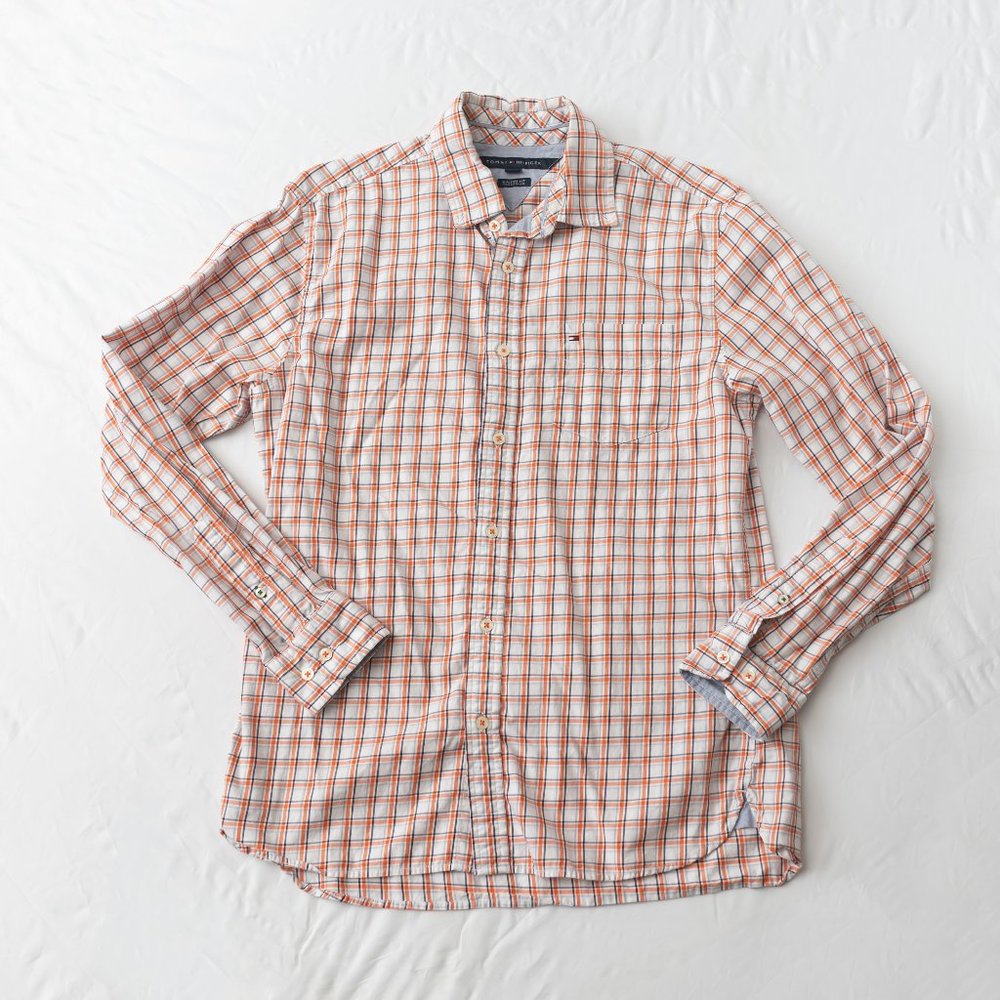 Tommy Hilfiger Men’s Long Sleeve Button Up Shirt